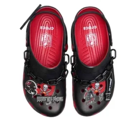Crocs x NFL Classic Clog Tampa Bay Buccaneers “Siyah Kırmızı”