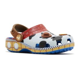 Toy Story x Classic Clog Bebek ‘Woody’