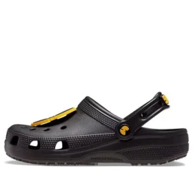 Wu-Tang Clan x Classic Clog “Siyah” Wu-Tang Clan x Classic Clog “Siyah”